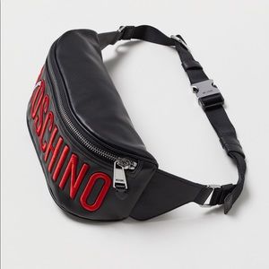 moschino h&m fanny pack